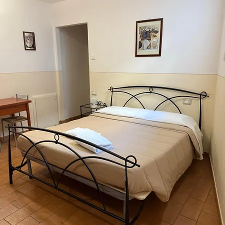 Assisi, Acutis アパート