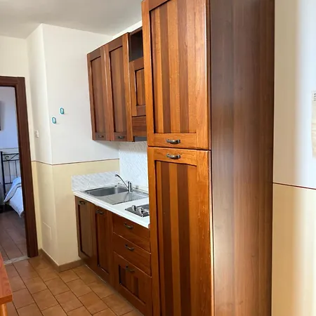 アパート Assisi, Acutis